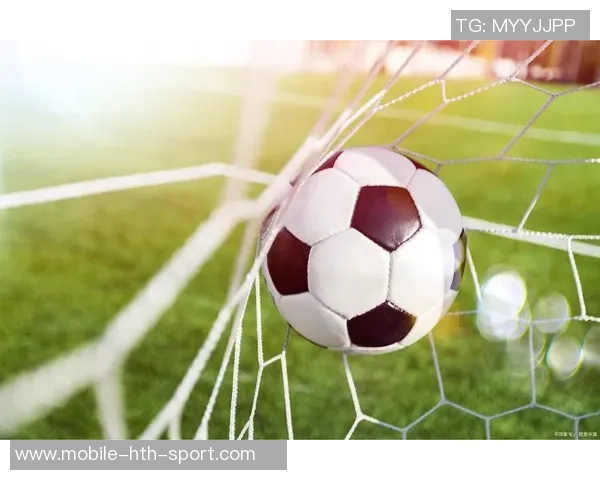 足球富登:探索足球产业新机遇与发展趋势的全面分析与展望 足球富登:探索足球产业新机遇与发展趋势的全面分析与展望